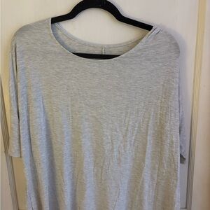 American Eagle Outfitters Light Gray Long Sleeve Top